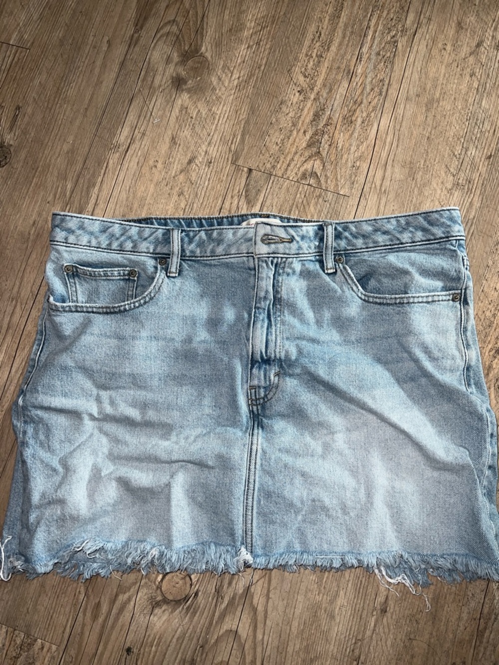 Lucky Brand Light Wash Denim Mini Skirt with Frayed Hem